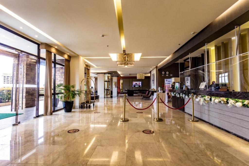 Splendido Hotel Tagaytay City Exterior photo
